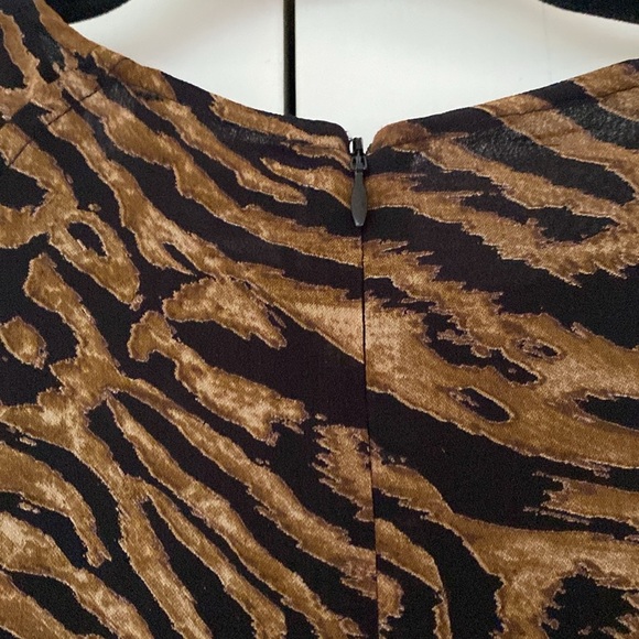 GANNI Tiger Print Dress NWT Size 34 Size US 2 Animal Print Mobwife Chic Viscose - Picture 13 of 16